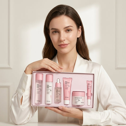 Kit Bioaqua Rose Hyaluronic Acid: Tu piel merece este ritual.